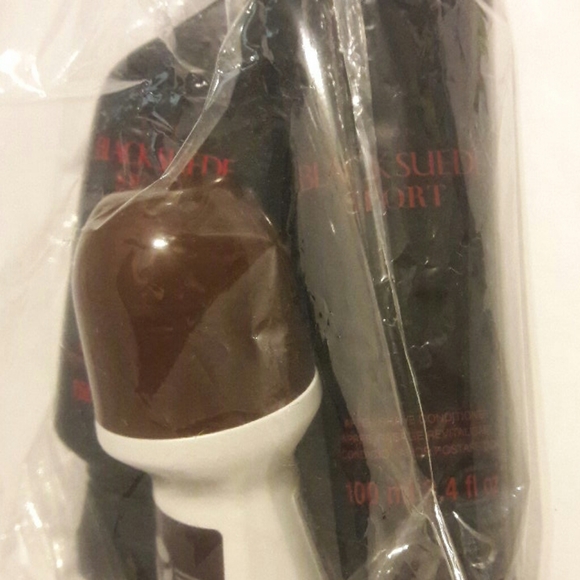 Avon gift set, Wild Country and Black Suede Sport - Picture 4 of 5